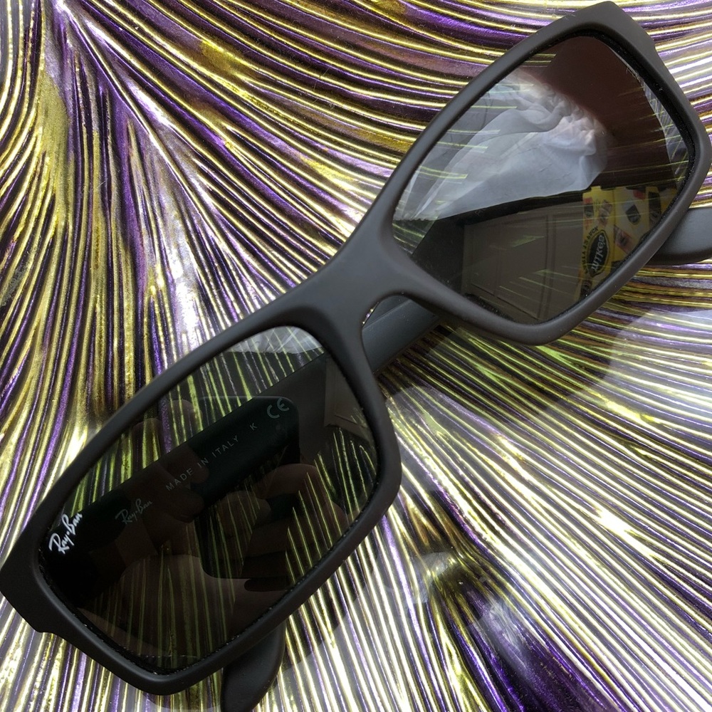 Ray-Ban Sungalasses